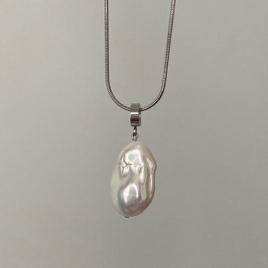 White Zircon & Baroque Pearl Pendant Necklace