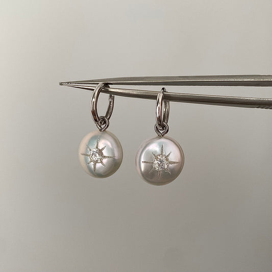 White zirconia natural freshwater pearl earrings
