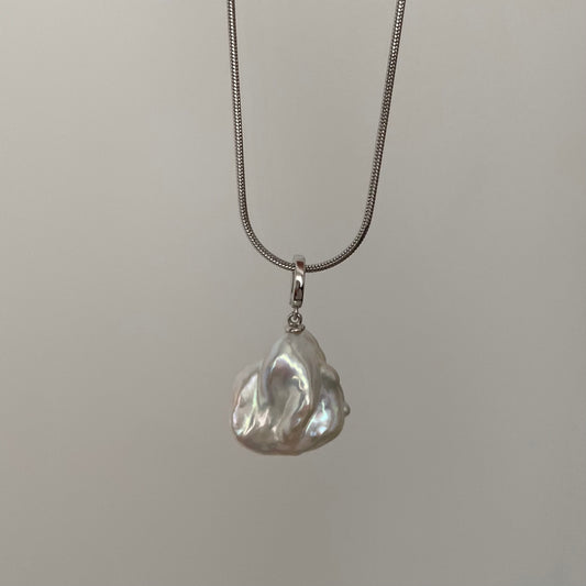 Baroque Pearl Pendant Necklace NO.2